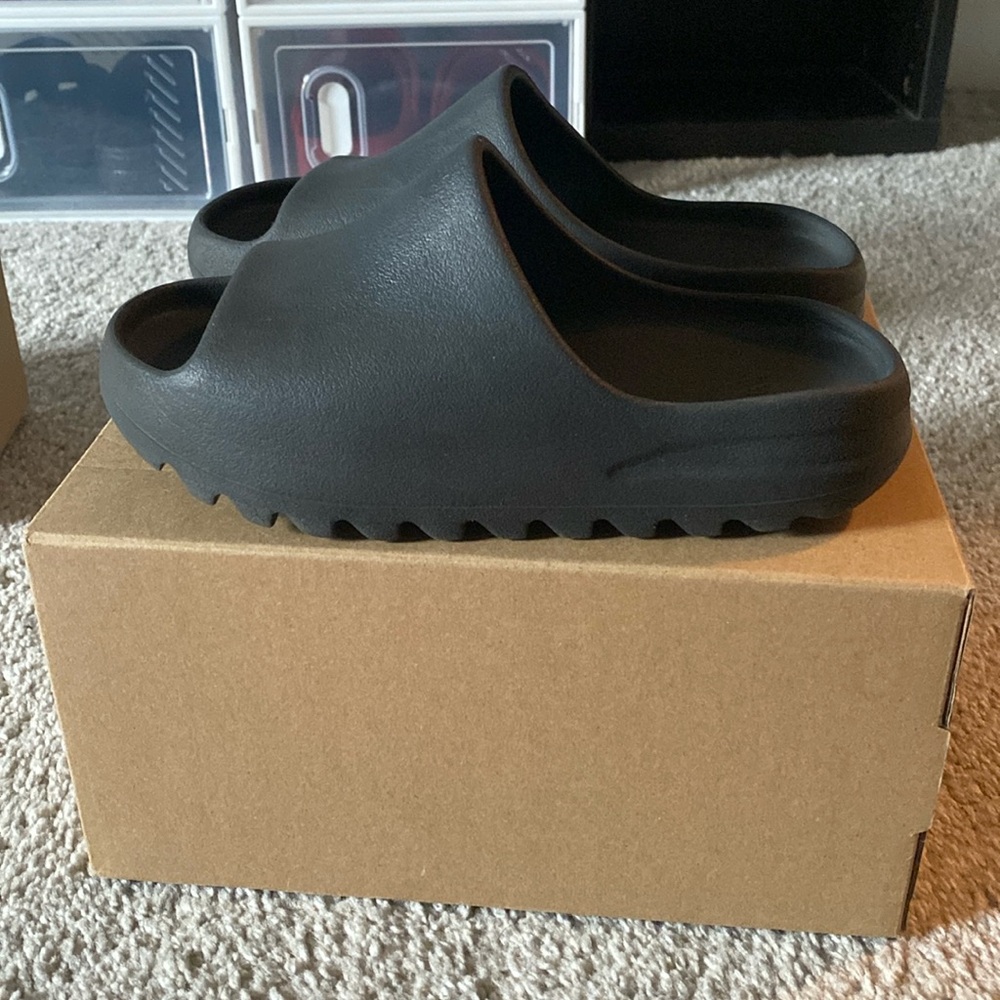 Onyx Yeezy Slides